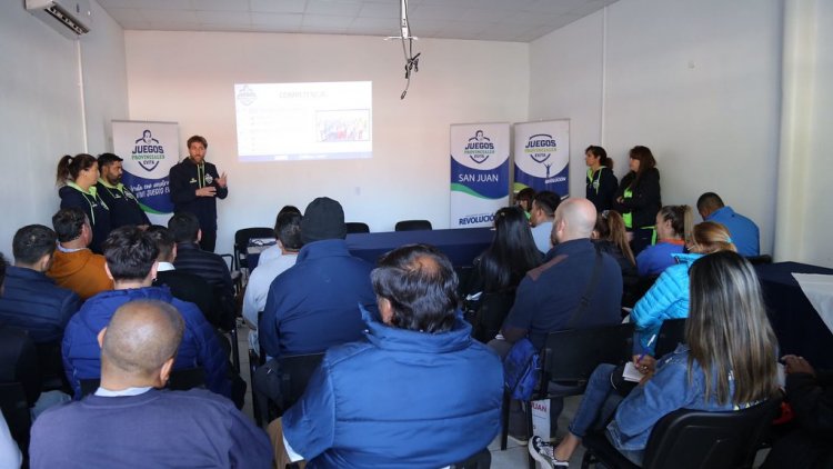 Reunión por el inicio de los Juegos Evita Provinciales