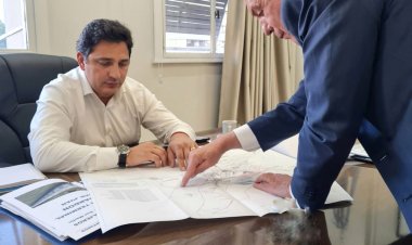 Abarca  gestiona para que llegue el tren de pasajeros a Albardón