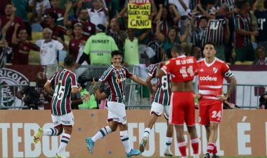 Fluminense aplastó a River 5-1