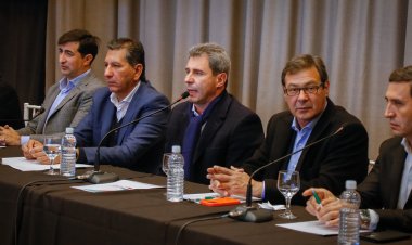 Entregaron subsidios a jóvenes emprendedores