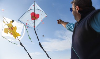 Volver a la infancia y en familia con el concurso de barriletes en San Martín
