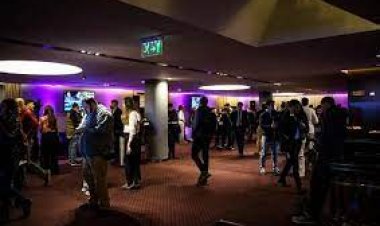 Se prepara el búnker de Javier Milei en un clima de alta expectativa