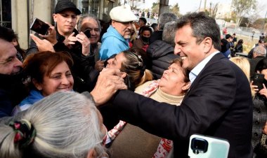 Massa y la titular de ANSES anuncian medidas para trabajadores informales