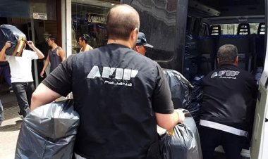 Allanan 18 bancos por la fuga de 400 millones de dólares