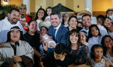 Orrego participó en la misa de Acción de Gracias por la Navidad