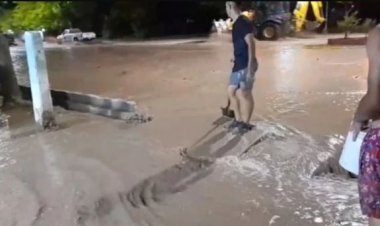 Creciente en Calingasta  deja varias calles inundadas