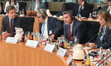 Orrego continúa buscando inversiones en Alemania