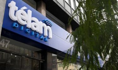 El Gobierno decidió intervenir los medios públicos durante un año