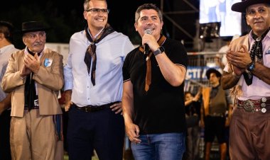 El gobernador Orrego presenció la Fiesta Nacional de Destrezas Criollas y Folklore