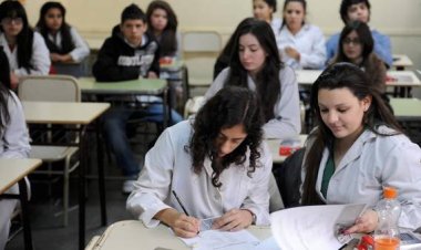 Secundaria: alumnos podrán pasar de año solo con dos materias previas