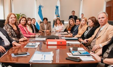 Adelantan la fecha de la reunión paritaria por salarios