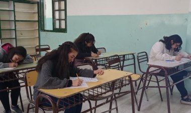 Estudiantes secundarios podrán tener sólo dos materias previas para promover al Ciclo Lectivo 2025