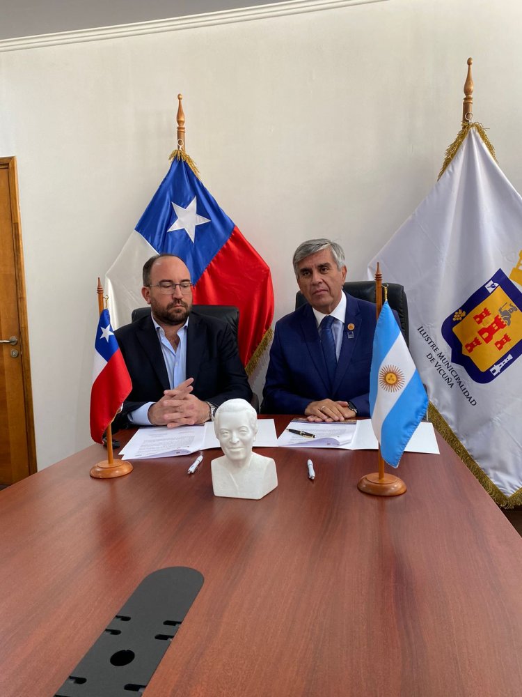 Rivadavia firmó un acuerdo de integración con Vicuña