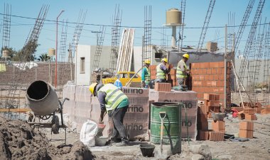 Reincorporan a 400 empleados a la obra pública en San Juan