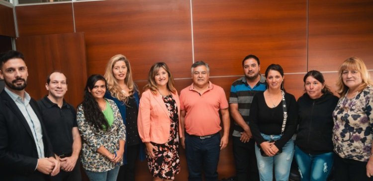 Evalúan alternativas para la implementación de la terminalidad secundaria en Mogna