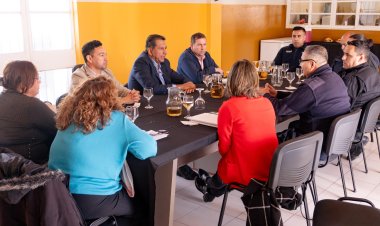 Fabian Aballay se reunió con vecinos y autoridades de la policía