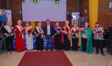 Santa Lucía coronó a su Reina del Adulto Mayor 2024