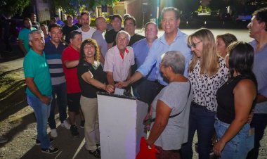 Pocito sigue inaugurando nuevas luminarias LED