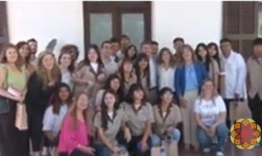 El gobernador recibió alumnos de la Escuela Fray Luis Beltrán