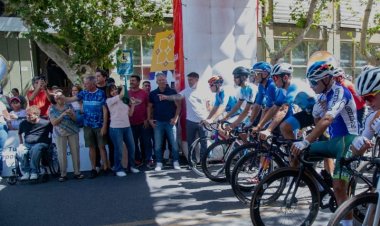 Gran inicio de la Vuelta a San Juan desde Plaza 25