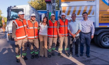 La Intendente Susana Laciar presentó 4 nuevos camiones para la recolección de residuos