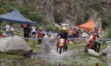 Se corre en Valle Fértil el Safari tras las Sierras de motos y cuatriciclos