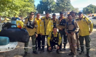 Bomberos de la Policía de San Juan y Protección Civil llegaron a El Bolsón