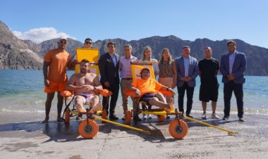 Las sillas anfibias permitirán que todos disfruten de los diques