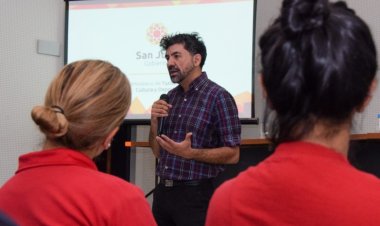 San Juan capacita en Turismo a más de 120 policías