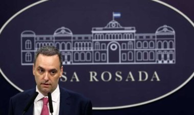 Manuel Adorni será candidato a legislador porteño por La Libertad Avanza