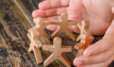 Familia presentó líneas de apoyo para cooperativas