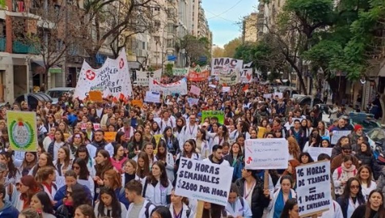 Hospital Garrahan: residentes siguen sin recibir una propuesta del Gobierno y mantienen el paro