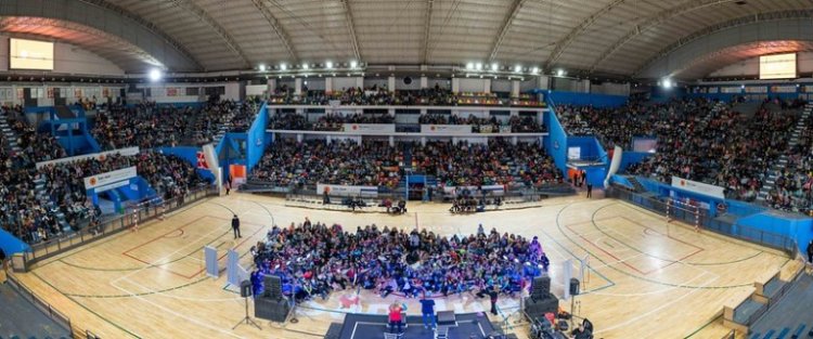 Casi 4.000 docentes se capacitaron con juegos y canciones