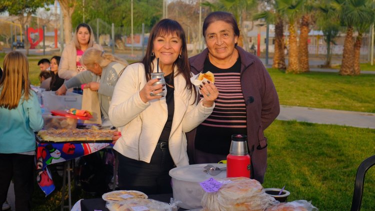 Una exposición de autos y Feria de emprendedores y artesanos para los papás de Chimbas