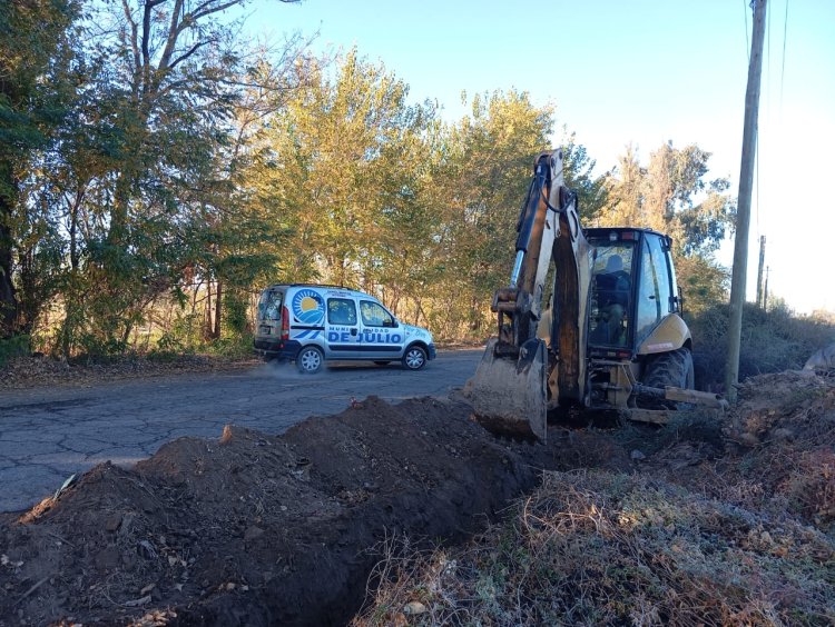 9 de Julio avanza con trabajos de canalización y desagues en el Barrio Torino