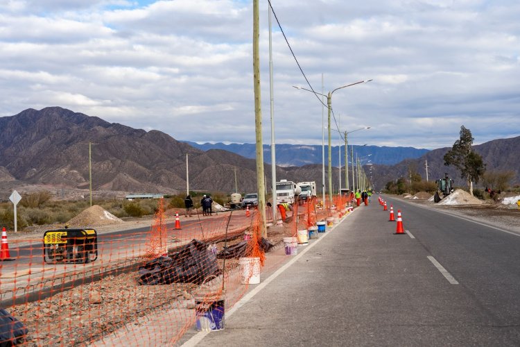 Rivadavia avanza con el embellecimiento del Boulevard de Ignacio de la Roza