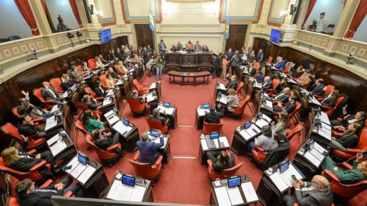 El Senado bonaerense aprobó las reelecciones indefinidas para legisladores