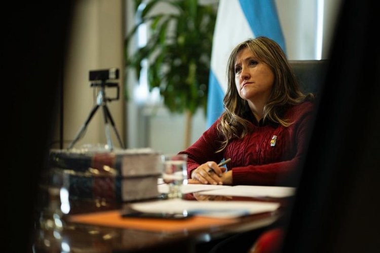 Elogian al plan de alfabetización Comprendo y Aprendo en un foro internacional