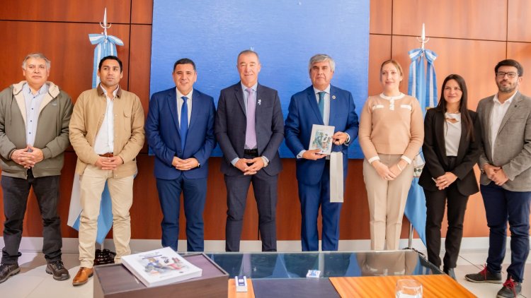 Autoridades chilenas visitaron la Legislatura Provincial