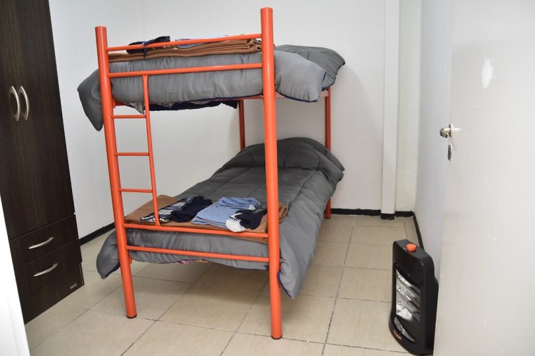 Cuales son los refugios que están habilitados para enfrentar el frío