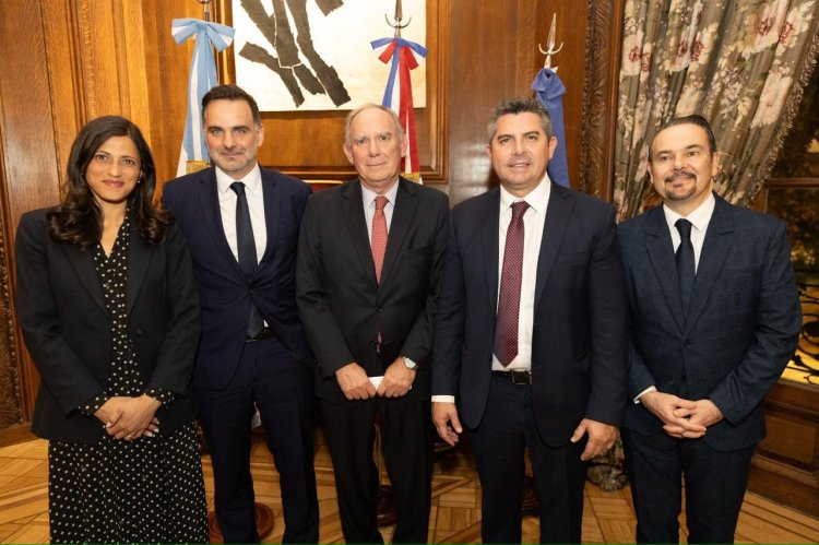 Orrego: “El desarrollo de empleo y proveedores locales es vital”