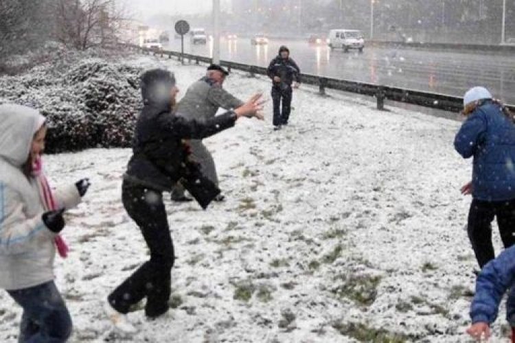 En imágenes: las mejores postales de un domingo bajo la nieve en el país