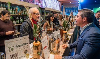 Orrego inauguró el espacio de la provincia en la Expo Caminos y Sabores 2025 con una propuesta sanjuanina que despierta los sentidos