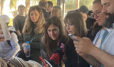 La Feria de la Estación celebra el "Día del Amigo" con música, arte y alegría
