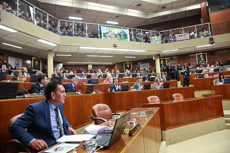 Diputados aprueban pedidos de informe del oficialismo y oposición