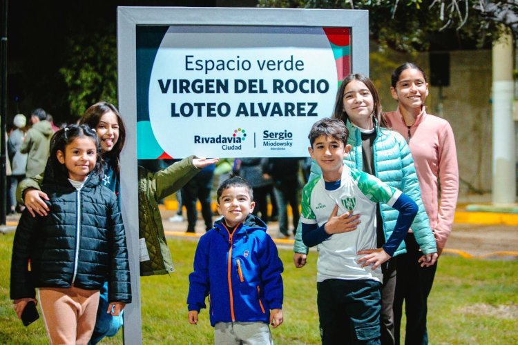 Rivadavia inauguró un nuevo espacio verde con luminarias en el Loteo Álvarez