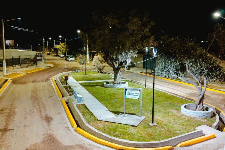 Rivadavia inauguró un nuevo espacio verde con luminarias en el Loteo Álvarez