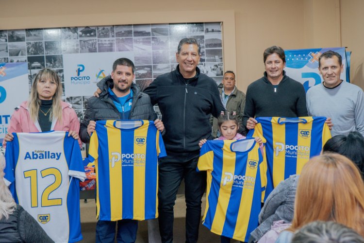 Pocito entregó camisetas a escuelas deportivas y clubes