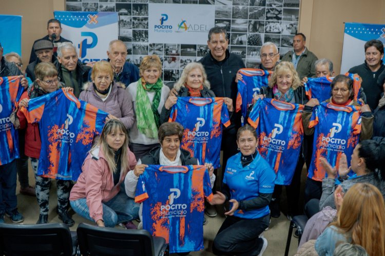 Pocito entregó camisetas a escuelas deportivas y clubes