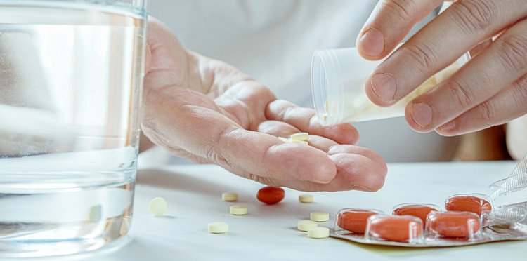 El riesgo de automedicarse y usar mal los antibióticos